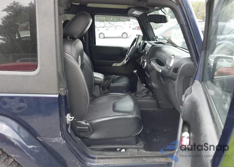 2013 Jeep Wrangler Freedom Edition z USA, uszkodzony, nr VIN 1C4AJWAG7DL565091